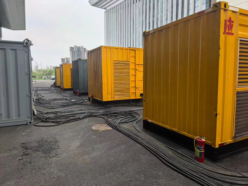 石峰不同季节柴油发电机组保养有哪些注意事项？