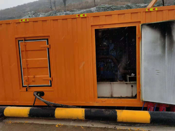 石峰发电机出租 柴油发电机组电压低报警怎么办？